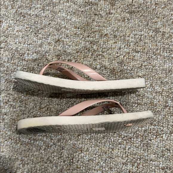 Michael Kors Blush Pink Signature Logo Flip Flop Sandals Size 8 - Picture 8 of 11